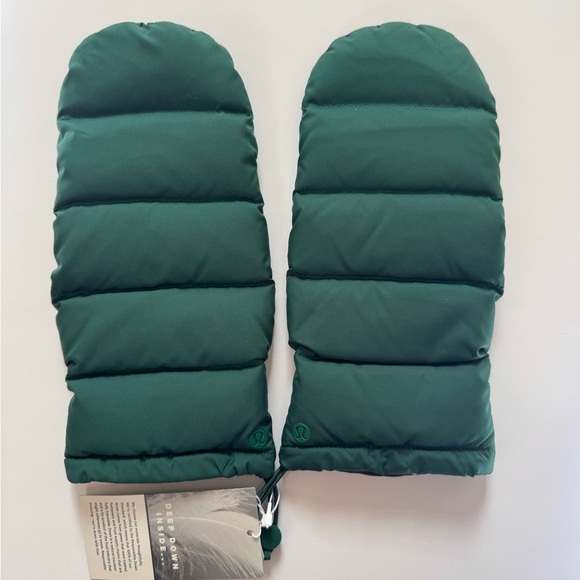 Lululemon Wunder Puff Mittens | Unisex Mittens - Picture 2 of 9